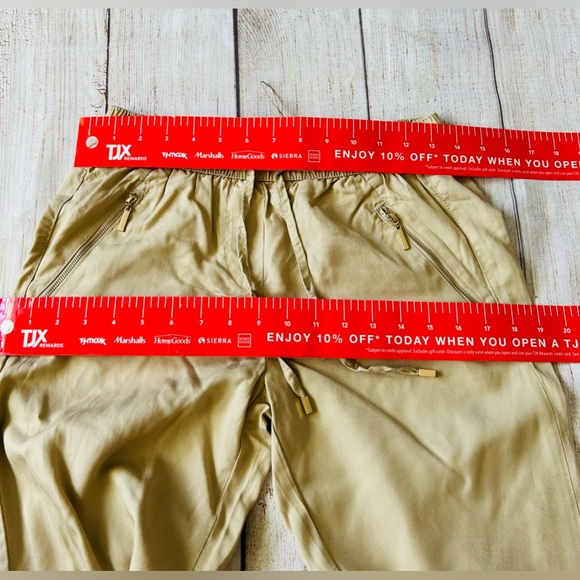 Mohito Women’s Beige Eco Aware Mid Rise Elastic Waist Drawstring Jogger - Picture 11 of 16